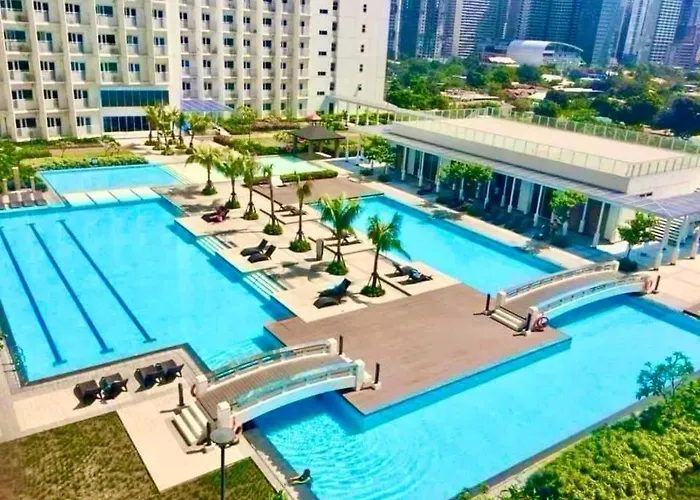 Your Urban Oasis In The Heart Of Makati *